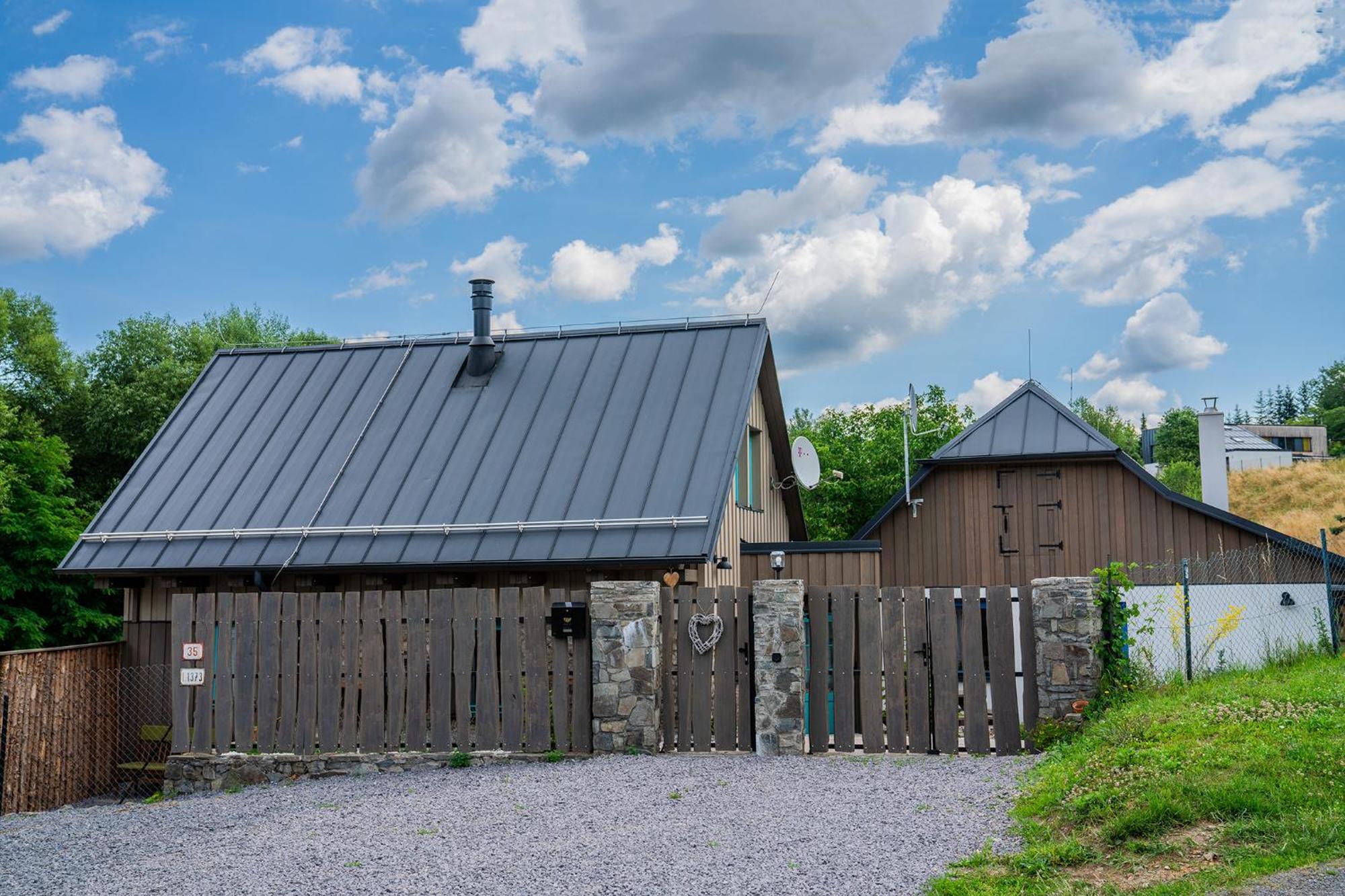 Chalupka Opal A Chalupa Achat Na Luke Lukahuta Chaletstiavnica Banska Stiavnica Na Samote - Samoobsluzny Pristup Cez Pin-Kod Nonstop Eksteriør billede